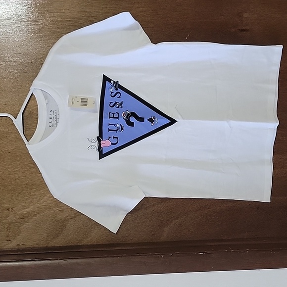 3 for $18 item🎉Guess Mens Small T-shirt - Picture 1 of 4